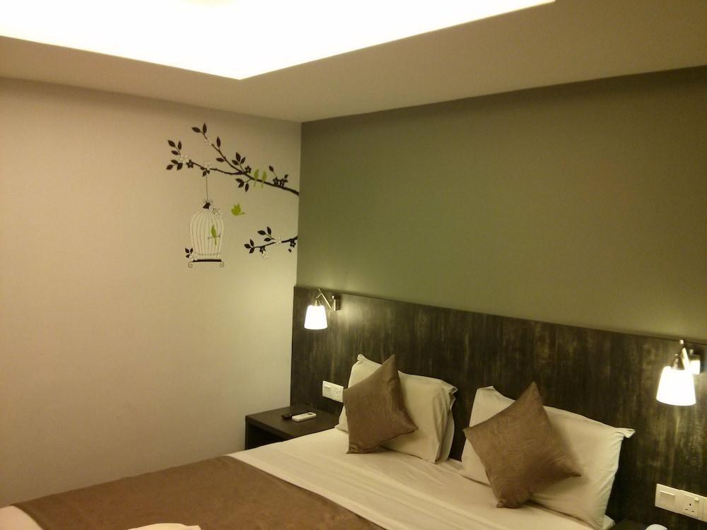 Katel Kuala Lumpur Formally Known As K Hotel Екстериор снимка